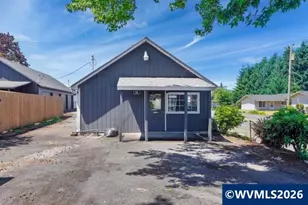 229 NE Maple St, Sublimity, OR 97385 - Photo 4