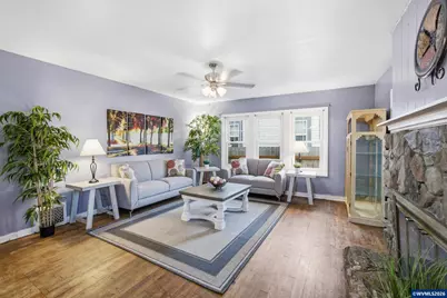 2270 Center St, Salem, OR 97301 - Photo 6