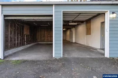 2270 Center St, Salem, OR 97301 - Photo 32