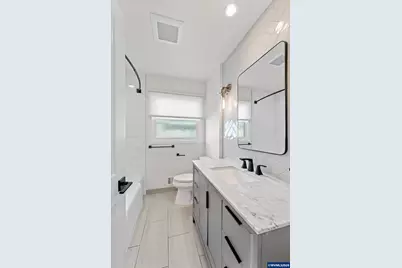 1093 Icel Ct NE, Salem, OR 97301 - Photo 8