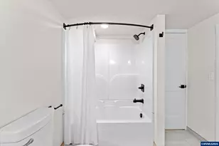 1093 Icel Ct NE, Salem, OR 97301 - Photo 28