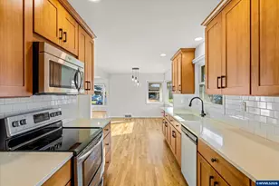 1093 Icel Ct NE, Salem, OR 97301 - Photo 4