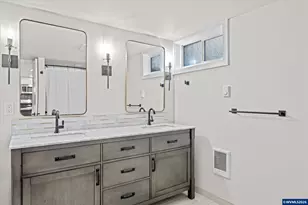 1093 Icel Ct NE, Salem, OR 97301 - Photo 24