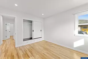 1093 Icel Ct NE, Salem, OR 97301 - Photo 16