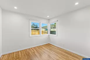 1093 Icel Ct NE, Salem, OR 97301 - Photo 18