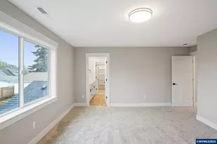 195 Iowa St, Silverton, OR 97381 - Photo 28