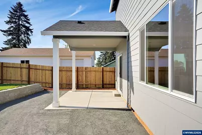 195 Iowa St, Silverton, OR 97381 - Photo 22