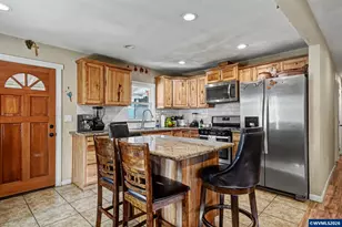 4425 York Ave NE, Salem, OR 97305 - Photo 6