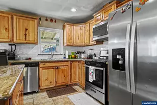 4425 York Ave NE, Salem, OR 97305 - Photo 8