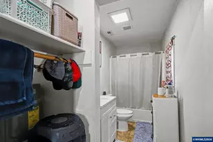 4425 York Ave NE, Salem, OR 97305 - Photo 12