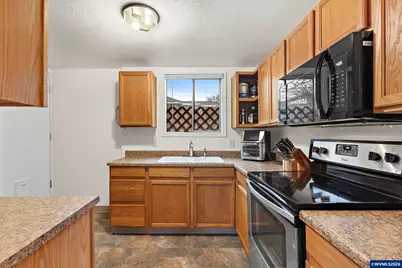 2573 Carleton Wy NE, Salem, OR 97301 - Photo 30