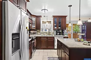 2573 Carleton Way NE, Salem, OR 97301 - Photo 10