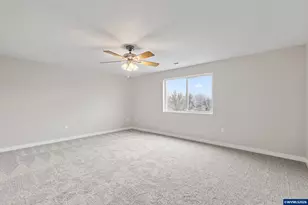 212 Breezy Wy NE, Albany, OR 97322 - Photo 16