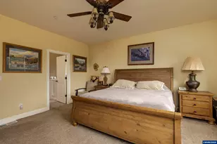 5101 NW Paradise Dr, Forest Grove, OR 97116 - Photo 12