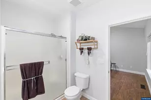 338 NW Foxglove St, Dallas, OR 97338 - Photo 26