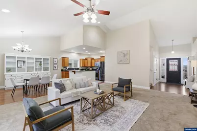 338 NW Foxglove St, Dallas, OR 97338 - Photo 10