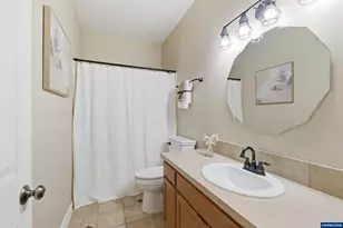 338 NW Foxglove St, Dallas, OR 97338 - Photo 34