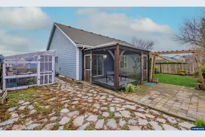 338 NW Foxglove St, Dallas, OR 97338 - Photo 42