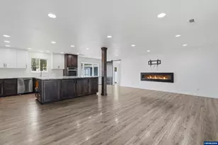 4875 Crater Ave N, Keizer, OR 97303 - Photo 8