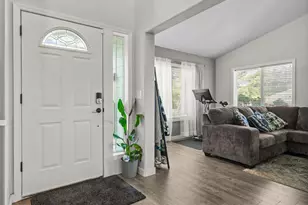 5447 Sugar Plum St SE, Salem, OR 97306 - Photo 4