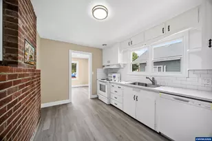 1075 Shipping St NE, Salem, OR 97301 - Photo 10