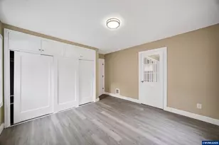 1075 Shipping St NE, Salem, OR 97301 - Photo 16