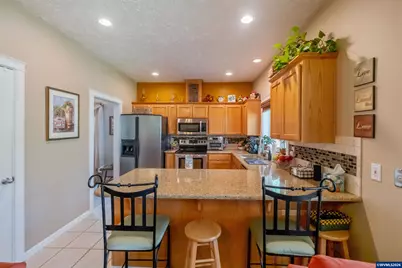 4697 Caribou Dr SW, Albany, OR 97321 - Photo 12