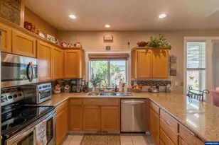 4697 Caribou Dr SW, Albany, OR 97321 - Photo 14