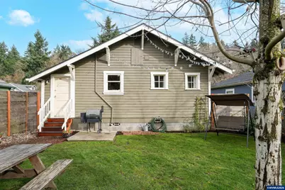 424 S 3rd St, Silverton, OR 97381 - Photo 28