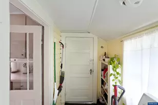 424 S 3rd St, Silverton, OR 97381 - Photo 18