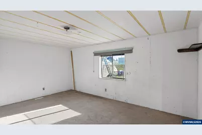 1901 Kalmia St, Sweet Home, OR 97386 - Photo 8