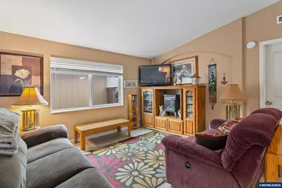 483 Rye St #18, Woodburn, OR 97071 - Photo 16