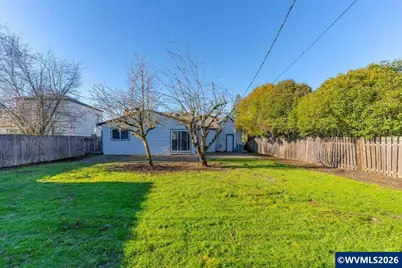 1425 Calapooia St SW, Albany, OR 97321 - Photo 32