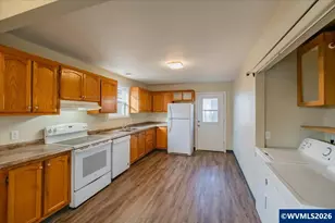 767 18th St NE, Salem, OR 97301 - Photo 10