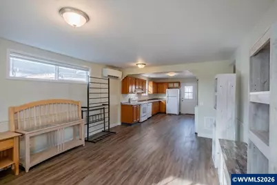 767 18th St NE, Salem, OR 97301 - Photo 8