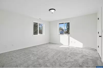 495 Angelee Ct, Lebanon, OR 97355 - Photo 26