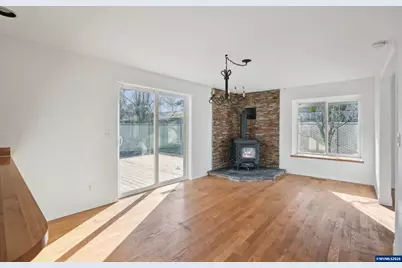 495 Angelee Ct, Lebanon, OR 97355 - Photo 10