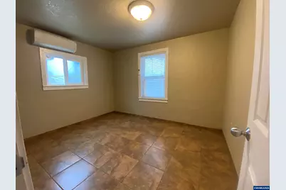 20446 Abiqua Rd NE, Scotts Mills, OR 97375 - Photo 8