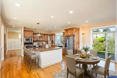 1739 Gemma St NW, Salem, OR 97304 - Photo 12