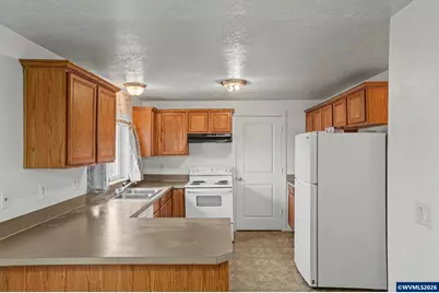 4973 Dixie Av NE, Salem, OR 97301 - Photo 10