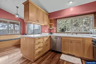 4183 NW Peppertree Pl, Corvallis, OR 97330 - Photo 8