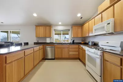 515 NW Hartmann Pl, Sublimity, OR 97385 - Photo 14