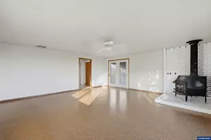 8949 S Gribble Rd, Canby, OR 97013 - Photo 16