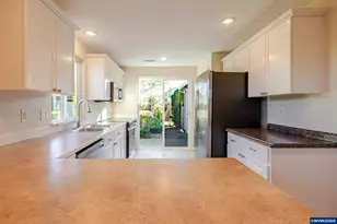 3804 Goldfish Farm Rd SE, Albany, OR 97322 - Photo 12