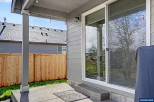 215 Walnut St, Mount Angel, OR 97362 - Photo 28