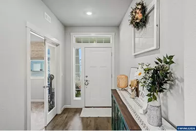 215 Walnut St, Mount Angel, OR 97362 - Photo 4