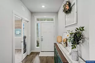 215 Walnut St, Mount Angel, OR 97362 - Photo 4