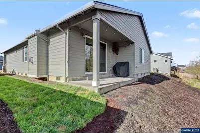 215 Walnut St, Mount Angel, OR 97362 - Photo 30