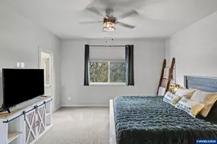 215 Walnut St, Mount Angel, OR 97362 - Photo 22