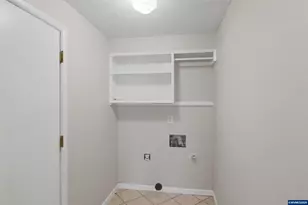 1115 NW Green Acres Lp, Albany, OR 97321 - Photo 20